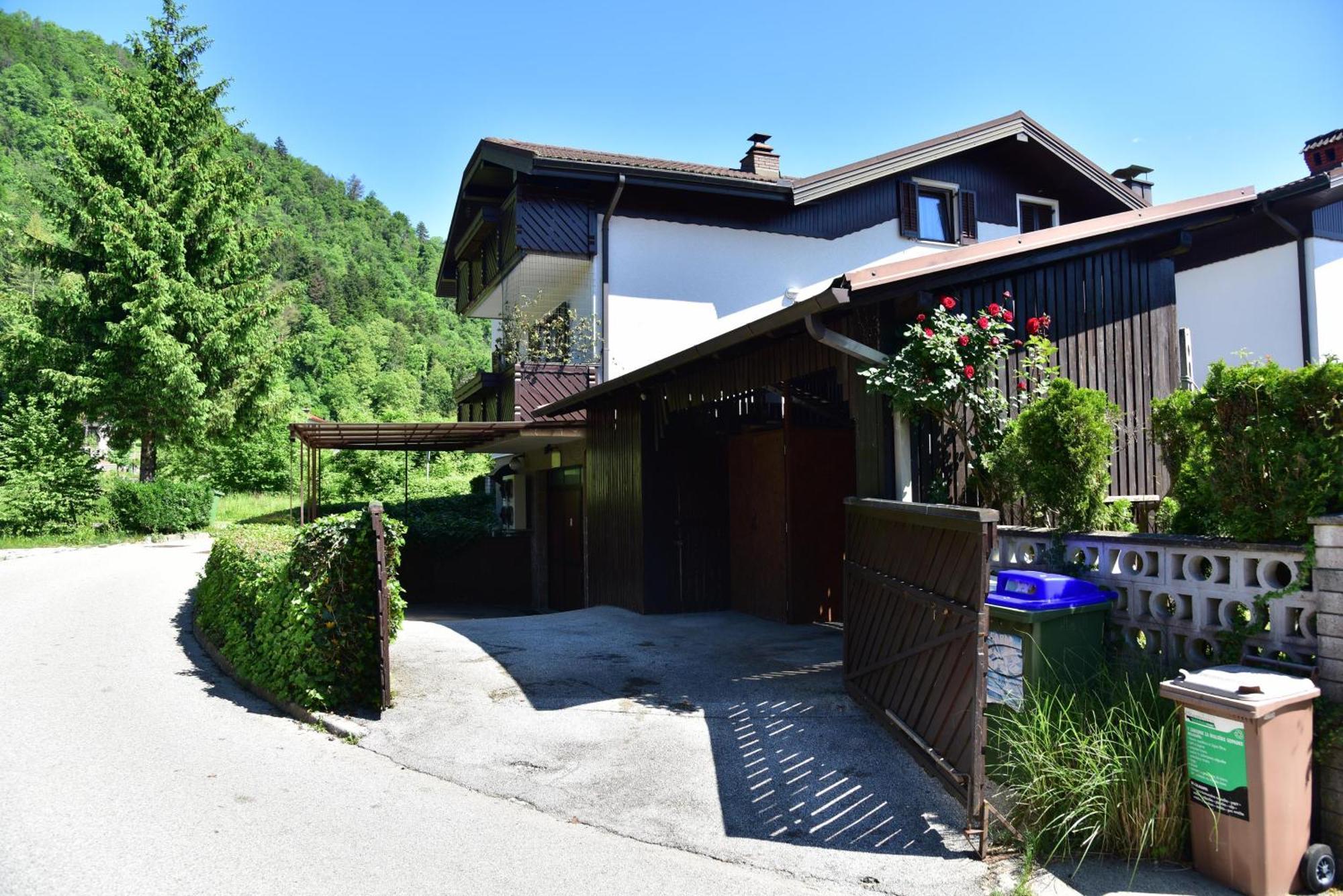 Apartment Jang Tolmin Buitenkant foto